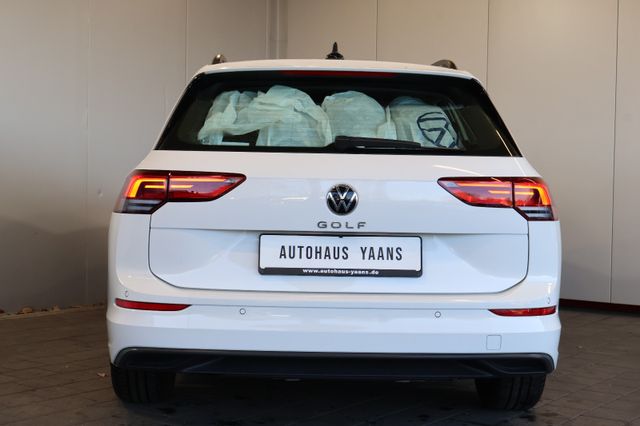 Volkswagen Golf VIII 1.0 TSI Life AID+ACC+LANE+LED+CARPLAY