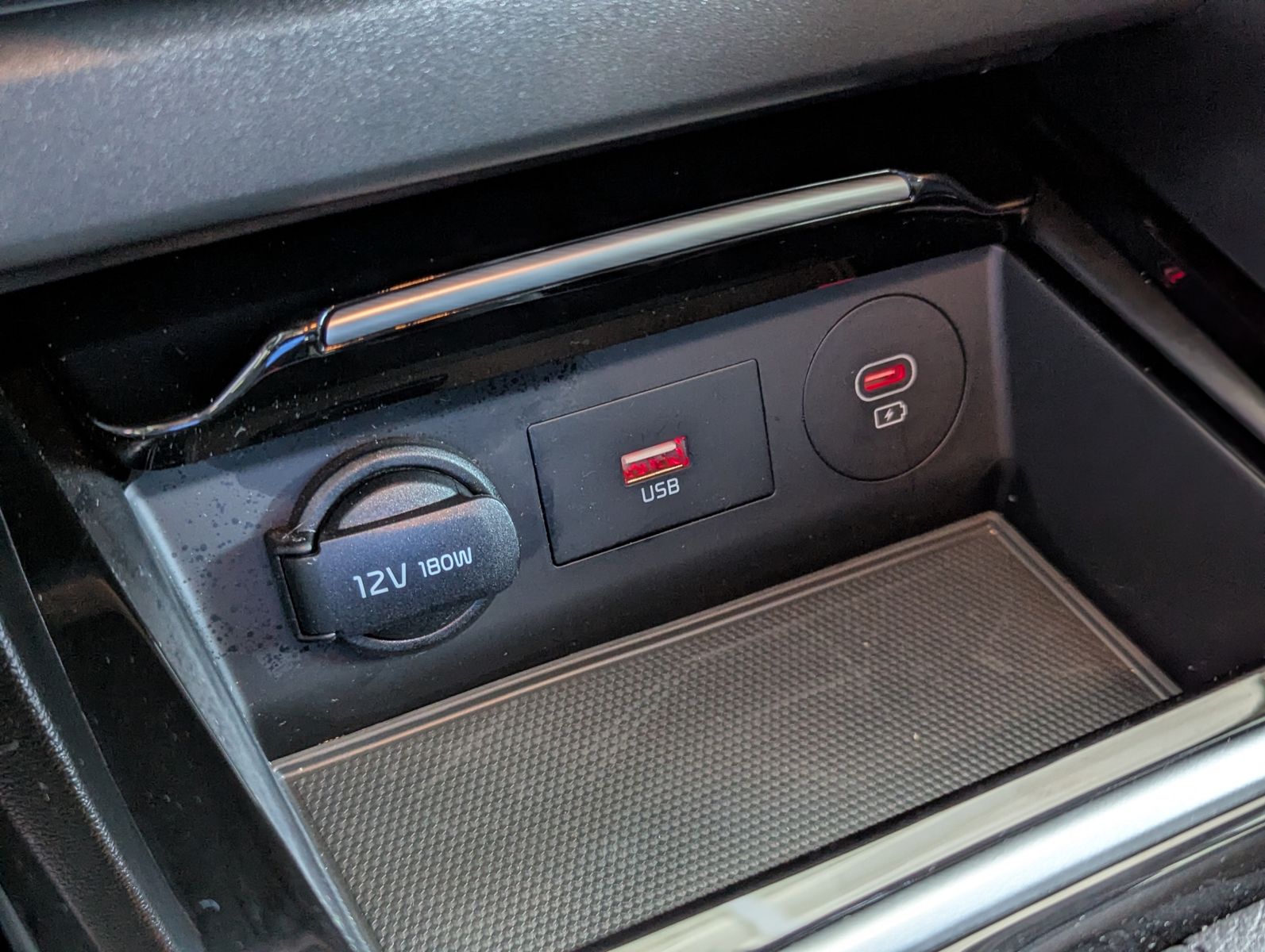 Fahrzeugabbildung Kia cee'd Sportswagon 1.5 DCT Spirit LED JBL Cam 7J