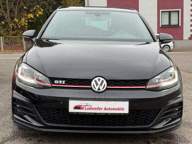 Volkswagen Golf VII Lim. GTI BMT NAVI PDC