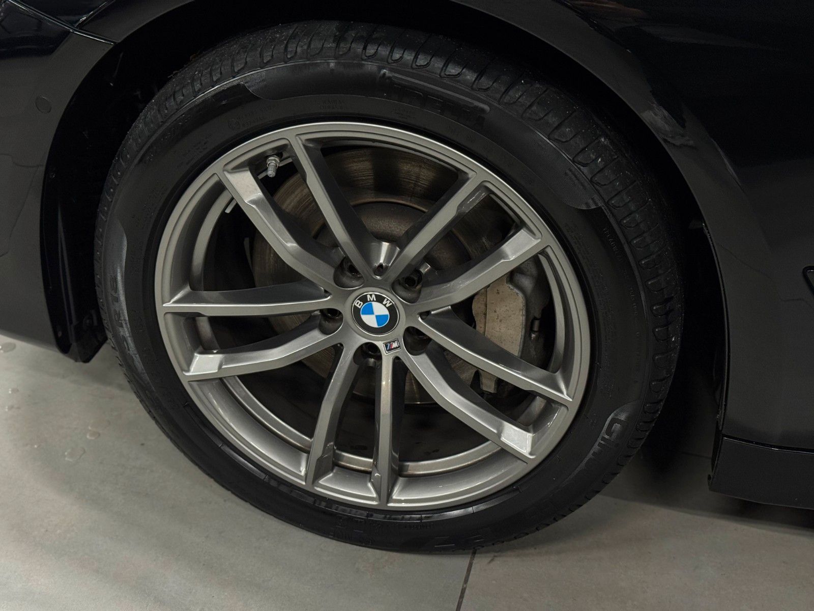 Fahrzeugabbildung BMW 530D Touring Sport Line Voll+AHK+Garantie