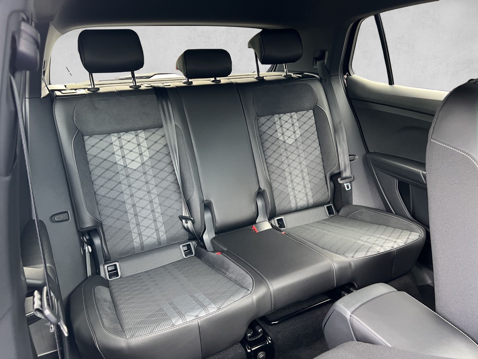 T-Cross R-Line 1.5 TSI DSG AHK*Navi*ACC