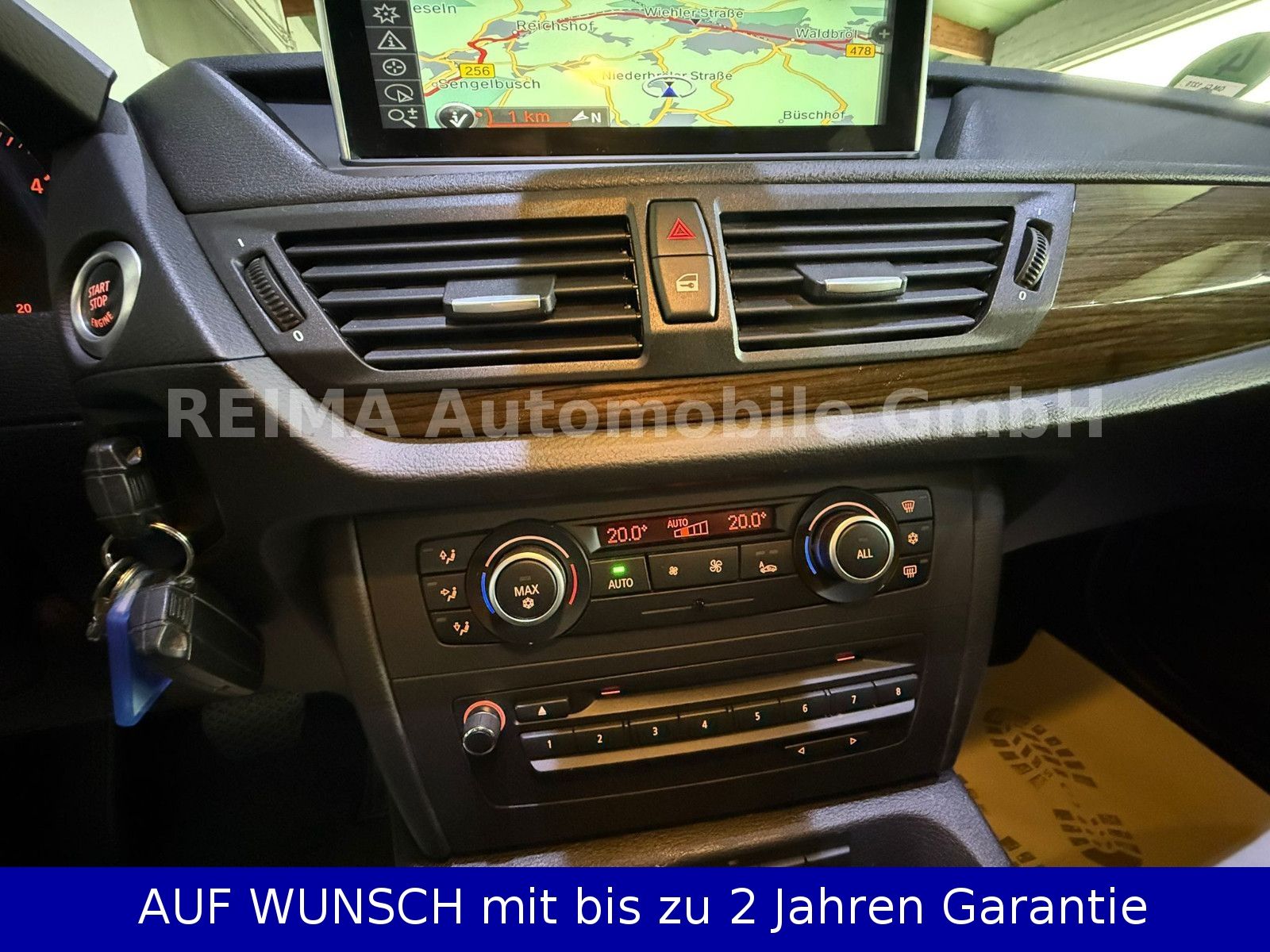 Fahrzeugabbildung BMW X1 2,0 d xDrive, Automatik, Navi
