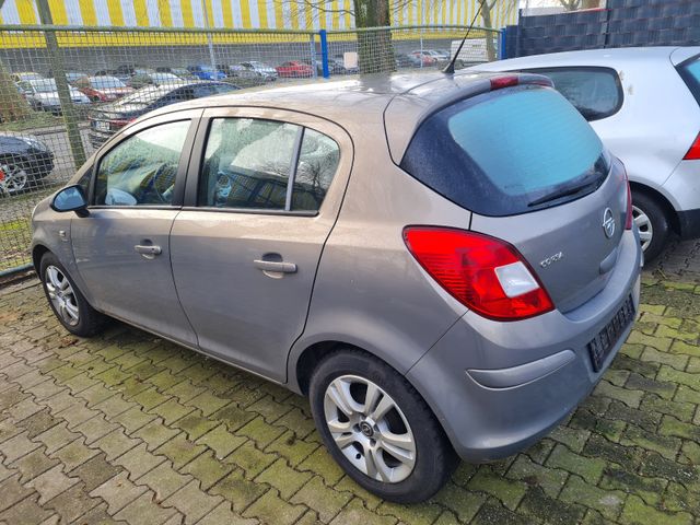 Opel Corsa 1.4 Edition 74kW TÜV NEU!!!!