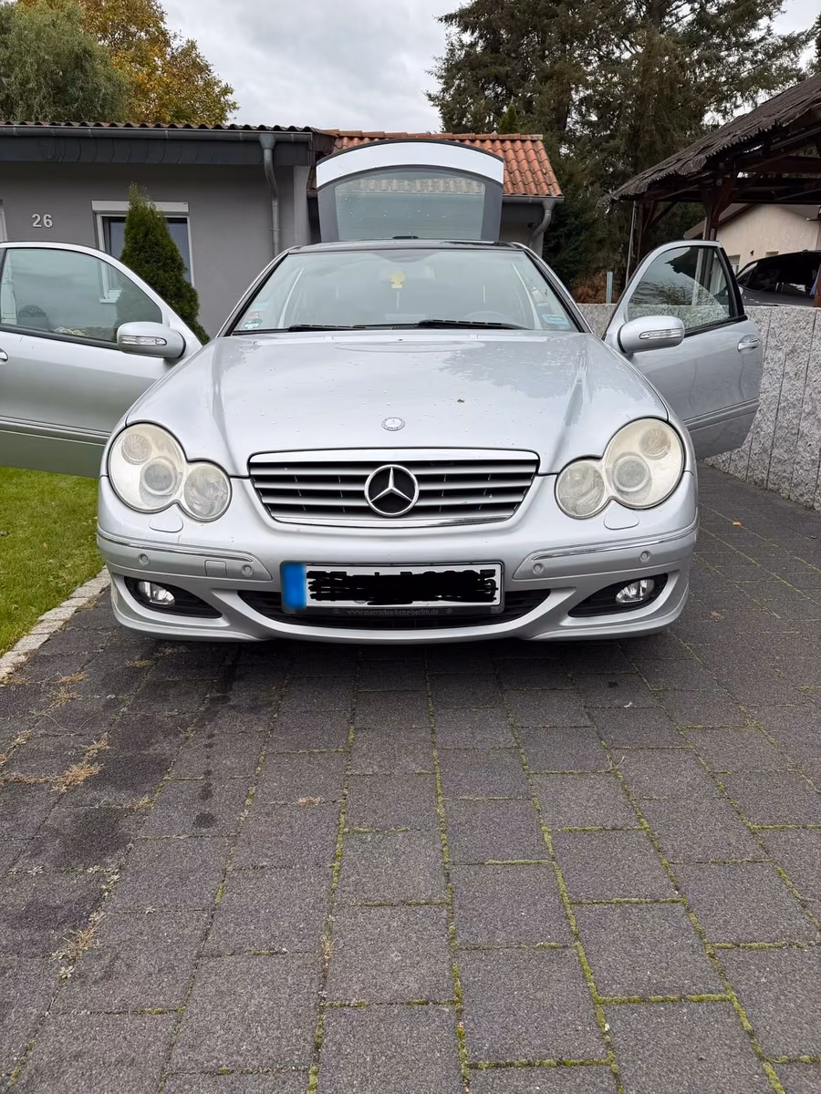 Mercedes-Benz C 180