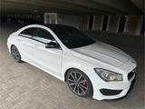 Mercedes-Benz CLA 200 AMG Line AMG Line - Mercedes-Benz CLA 200 in Krefeld