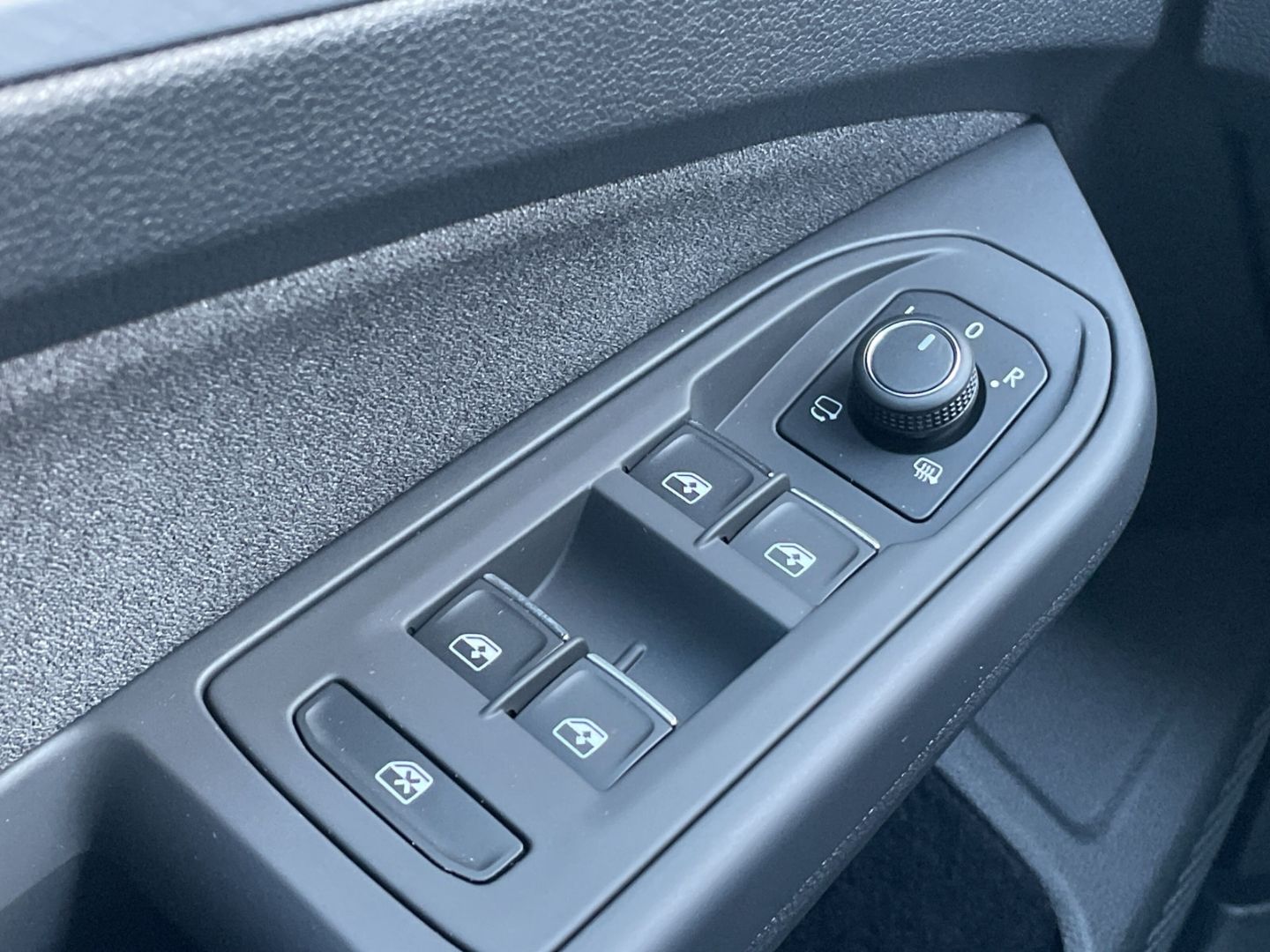 Golf VIII 1.5 TSI Life Kamera/H&K/ACC/LED/App-Co