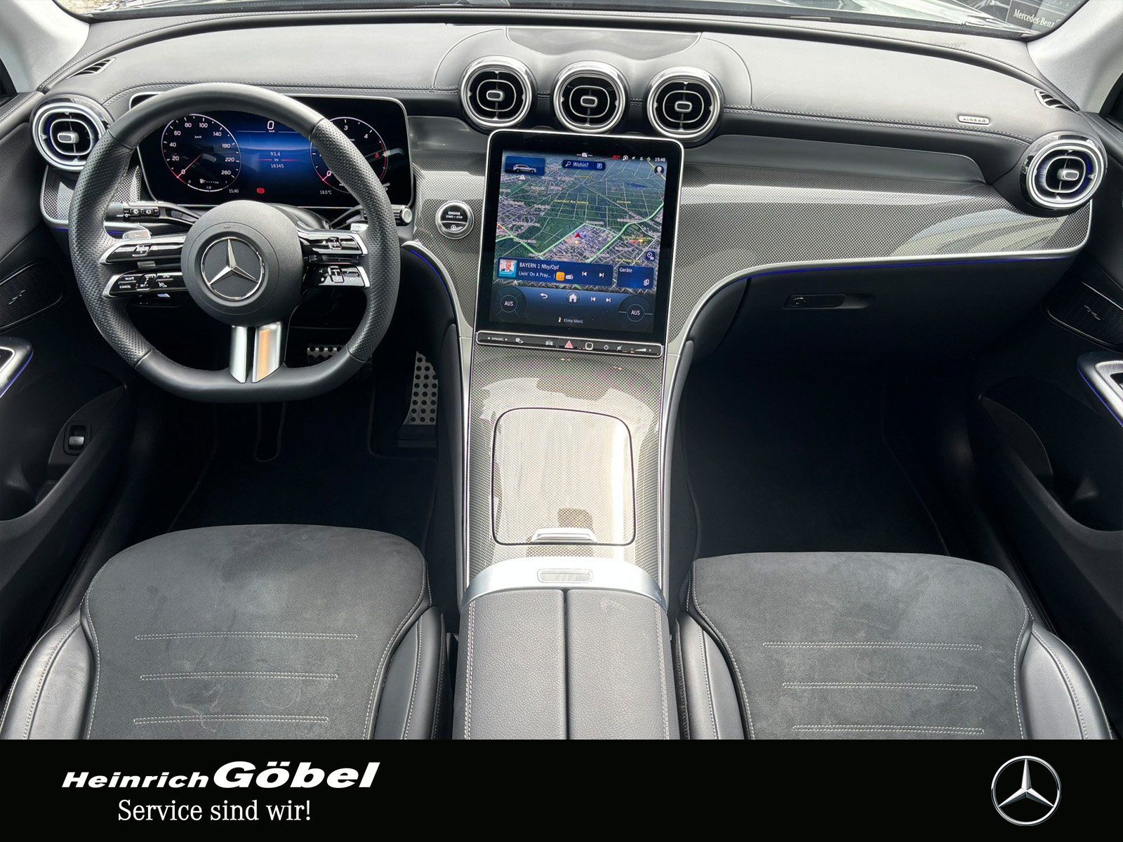 Fahrzeugabbildung Mercedes-Benz GLC 220 d 4M AMG*PANO*AHK*360°*MEMORY*TOTWINKEL*