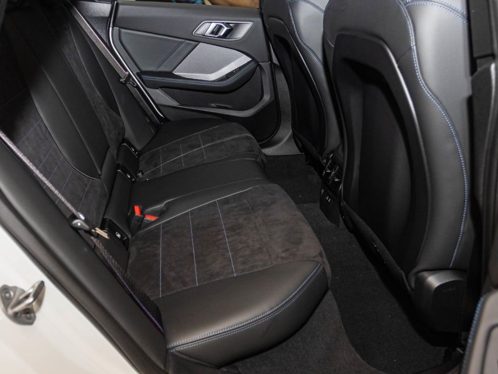 BMW 220 - Bild 14