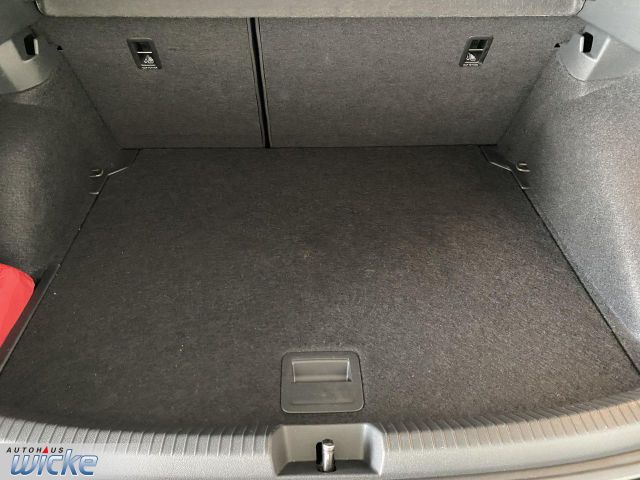 Taigo 1.0 TSI Basis CONNECT KLIMA PDC LED