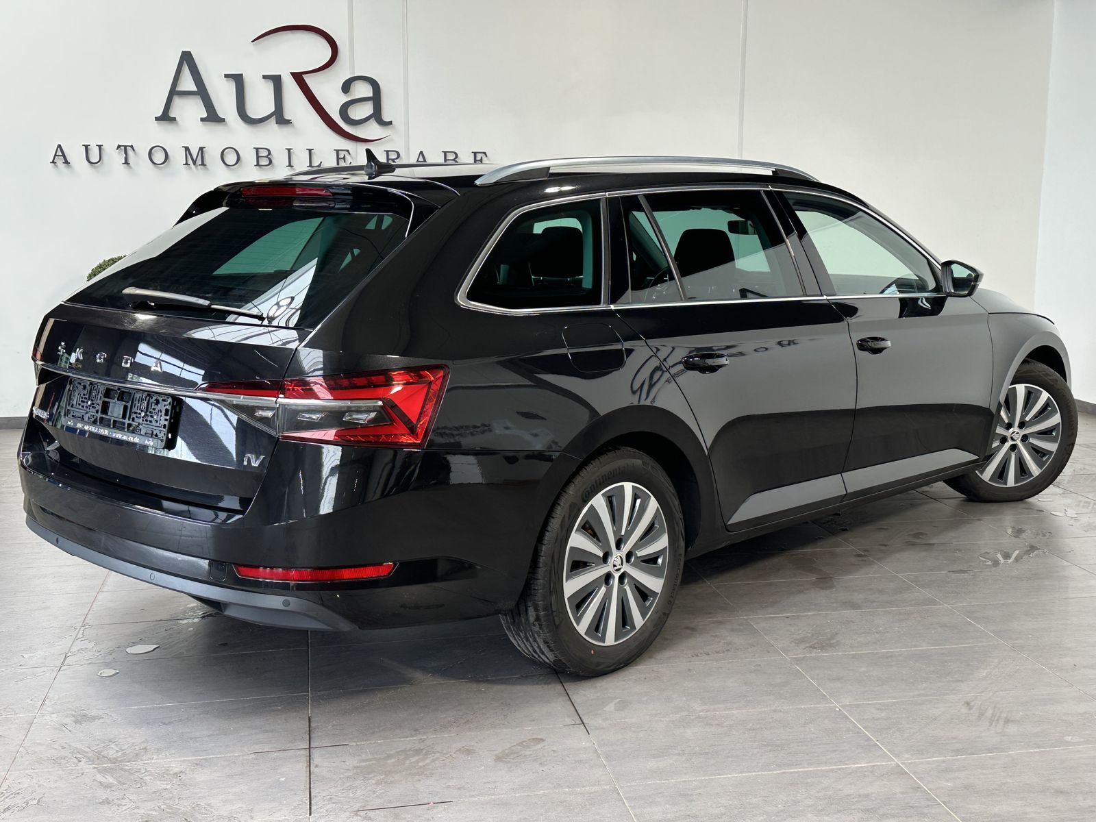 Fahrzeugabbildung SKODA Superb Combi 1.4 TSI DSG Style iV NAV+LED+ACC+PP