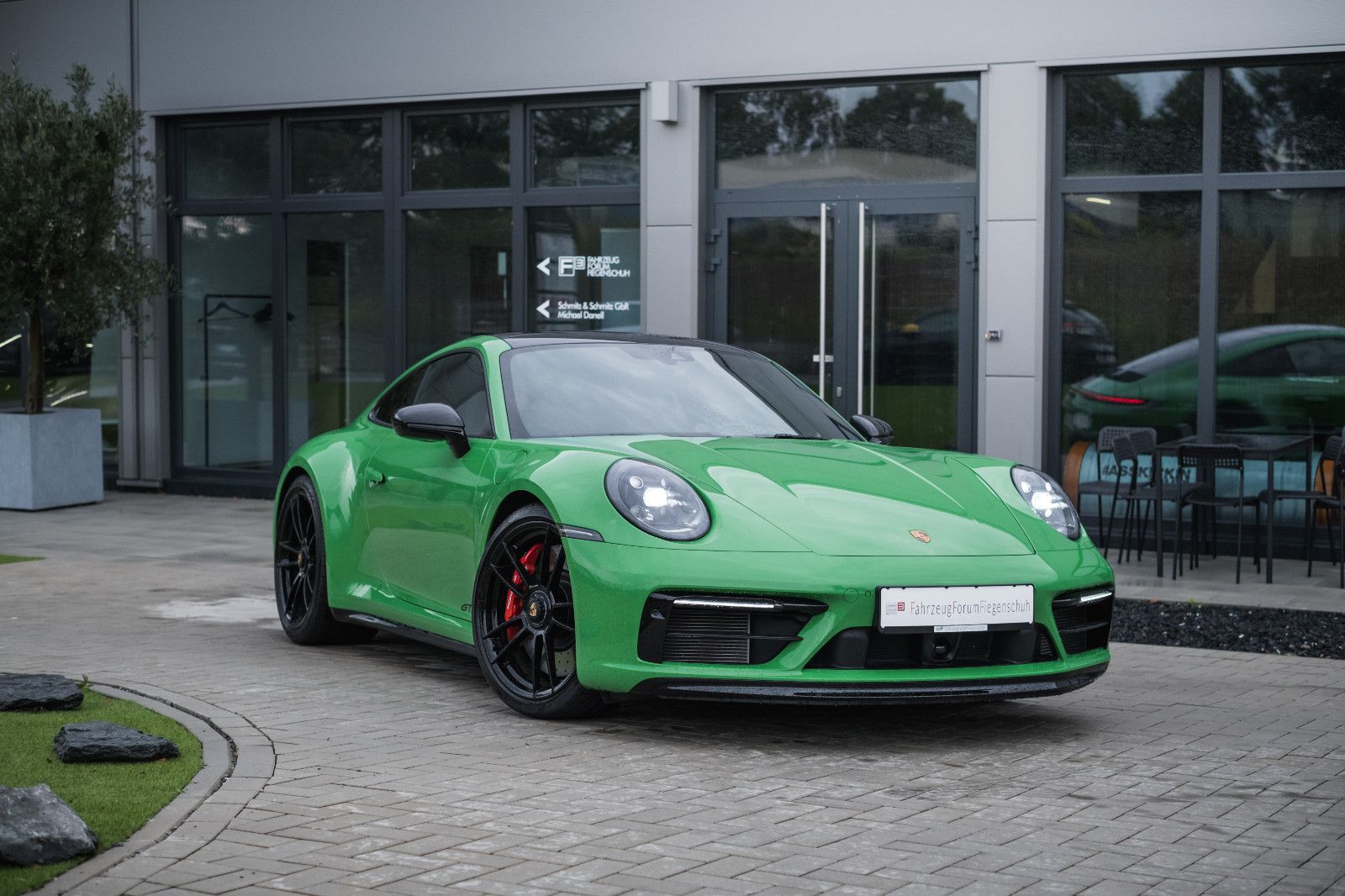 Fahrzeugabbildung Porsche 911/992 GTS KARO, LED, PDLS, DAB, Sp.-Design