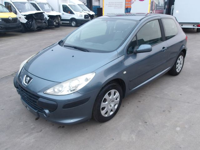 Peugeot 307 (212)