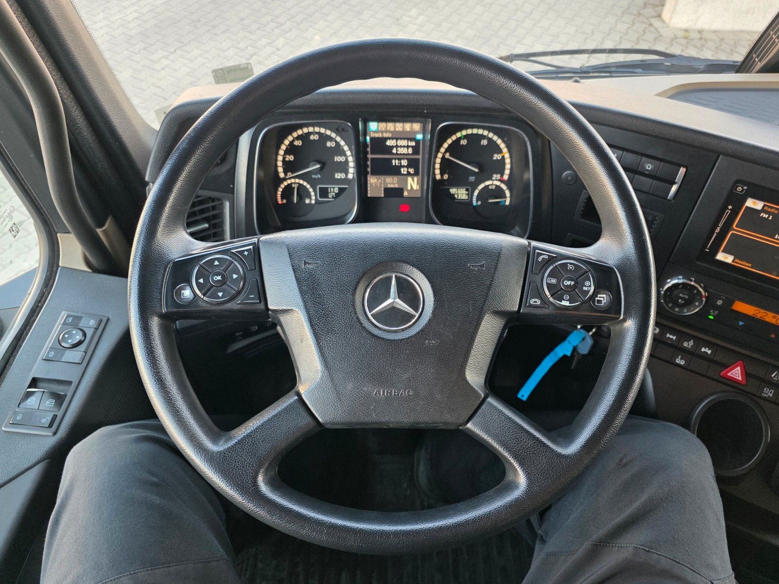 Fahrzeugabbildung Mercedes-Benz Actros 2543 L 6x2 Palfinger PK 18002-EH D Funk
