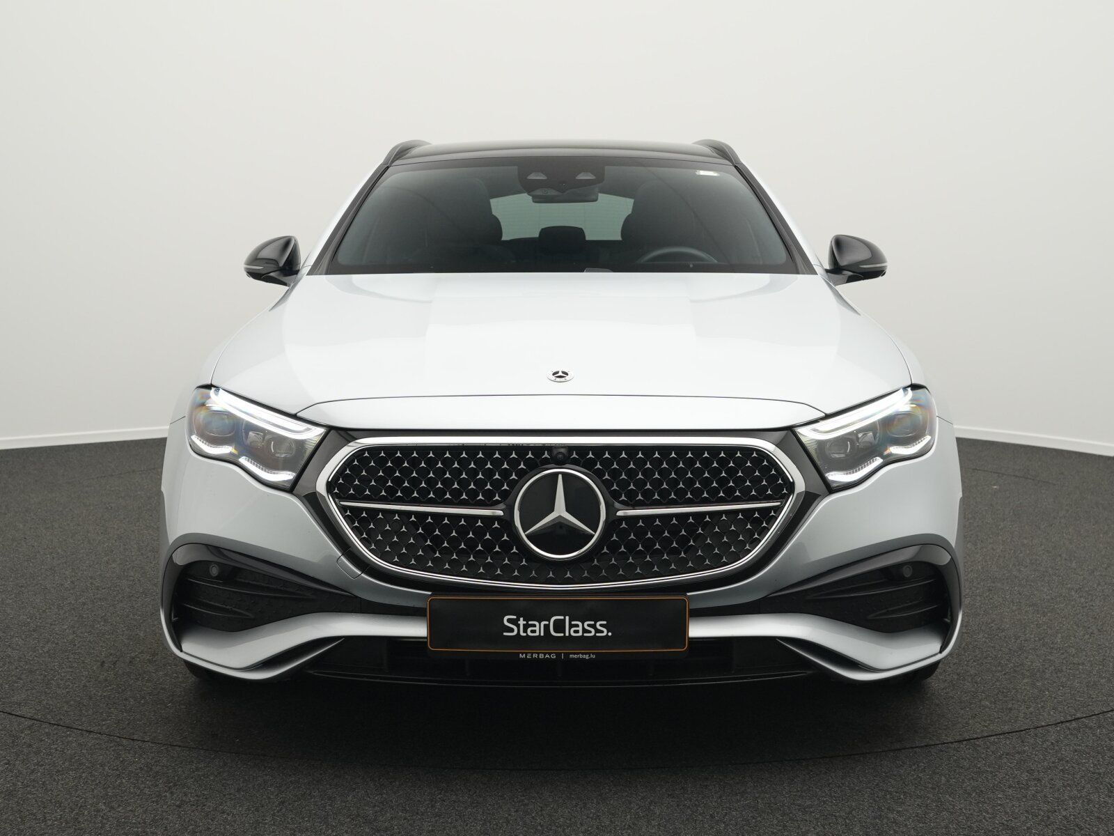 Mercedes-Benz E 220 d T-Modell AMG-Line Premium Plus imagem 2