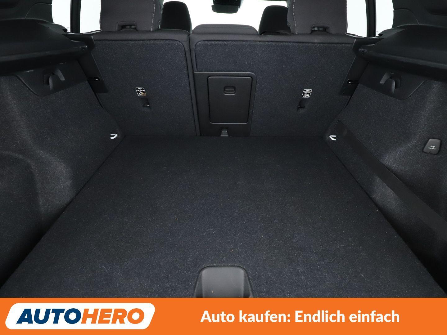 Volvo XC40 2.0 D3 Momentum Pro 2WD Aut.*NAVI*LED*TEMPO, миниатюра 16