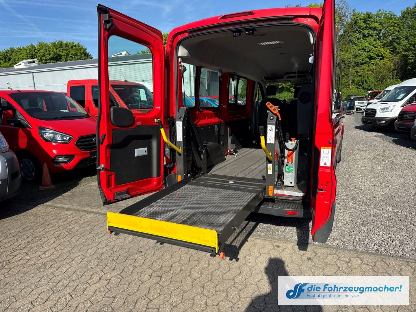 Fahrzeugabbildung Ford Transit Kombi 350 L3 2.2 TDCi DPF *4058