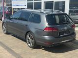 Volkswagen Golf VII Variant  R-Line Sport-Paket+Tempom+Nav+ - Volkswagen Golf: Sport Line