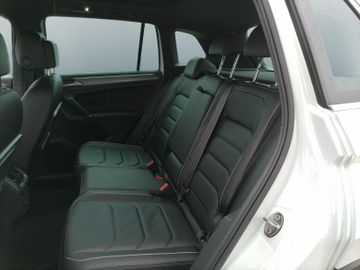 Volkswagen Tiguan R-Line Highline 4Motion 2.0TSI DSG