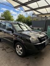 Hyundai Tucson - gebrauchte Hyundai TUCSON aus dem Jahr 2007