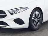 Mercedes-Benz A 180 Kompaktlimousine Navi*PDC*LED*SpurH*SHZ - Mercedes-Benz A-Klasse in Köln
