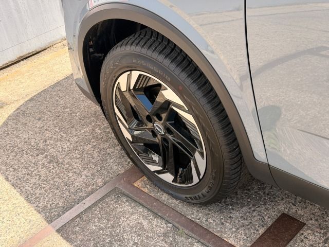 Fahrzeugabbildung Nissan Qashqai 1.3 DIG-T Xtronic N-Connecta*Winterpaket