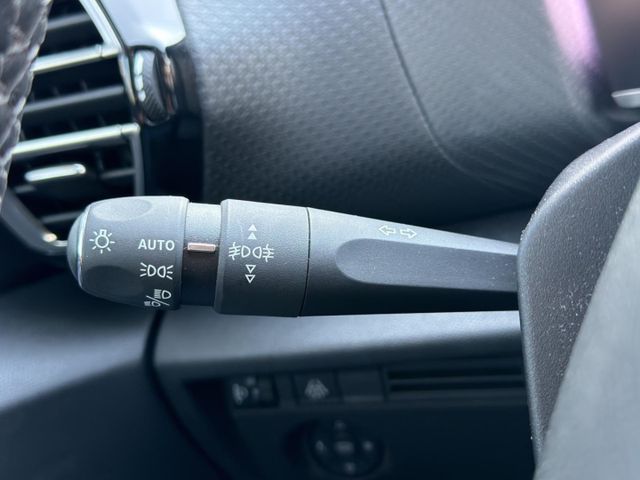 Citroën C4 Shine 1.2 PT 130 EAT8 °LED°ACC°HUD°RFK°Navi°