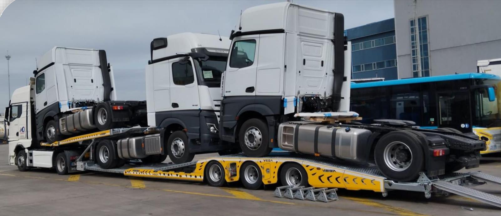 Andere VEGA Trailer AUTOMAX  Auflieger