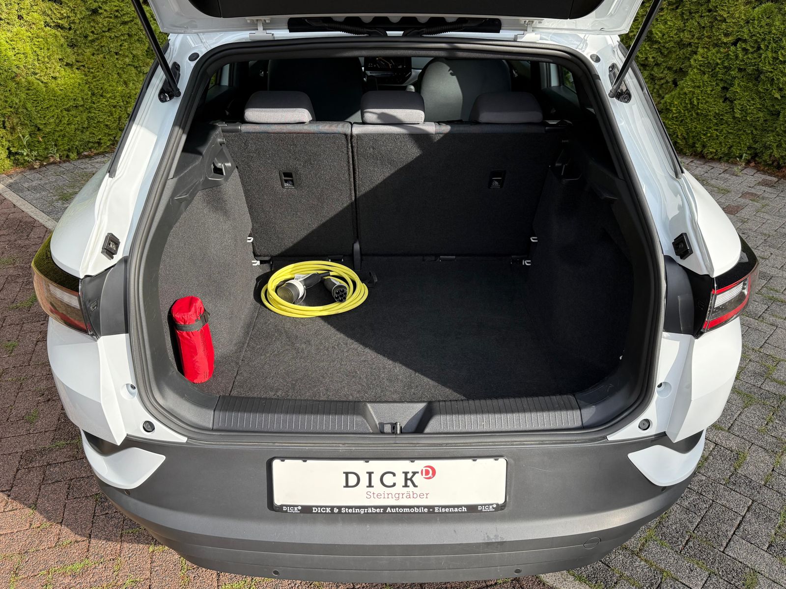 Fahrzeugabbildung Volkswagen ID.4 Pure Performance City LED+CARPL+ACC+SHZ+DAB