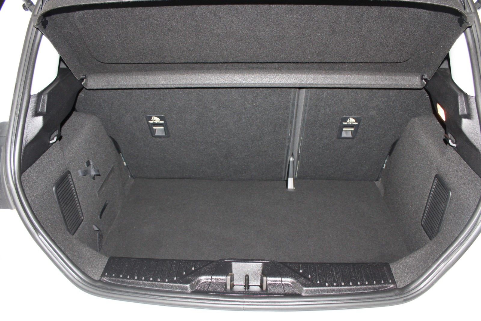 Fahrzeugabbildung Ford Fiesta 1,5 TDCi Cool & Connect 5-trg NAVI LED