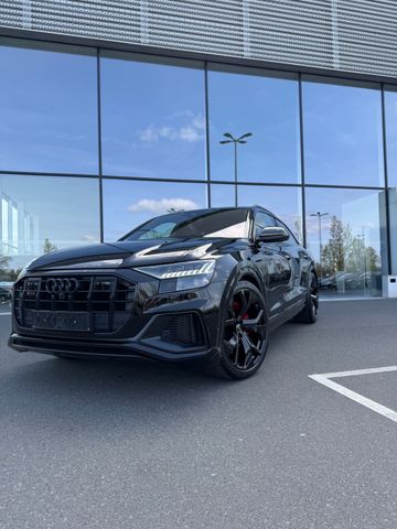 AUDI SQ8 TFSI quattro Comp+/B&amp;O/HUD/360°/GAR
