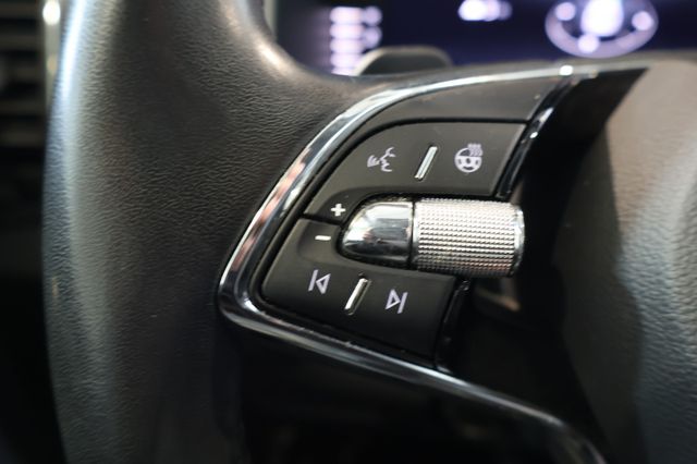 Skoda Karoq 2.0 TDI Ambition AID+KAM+LED+CARPLAY+ALU