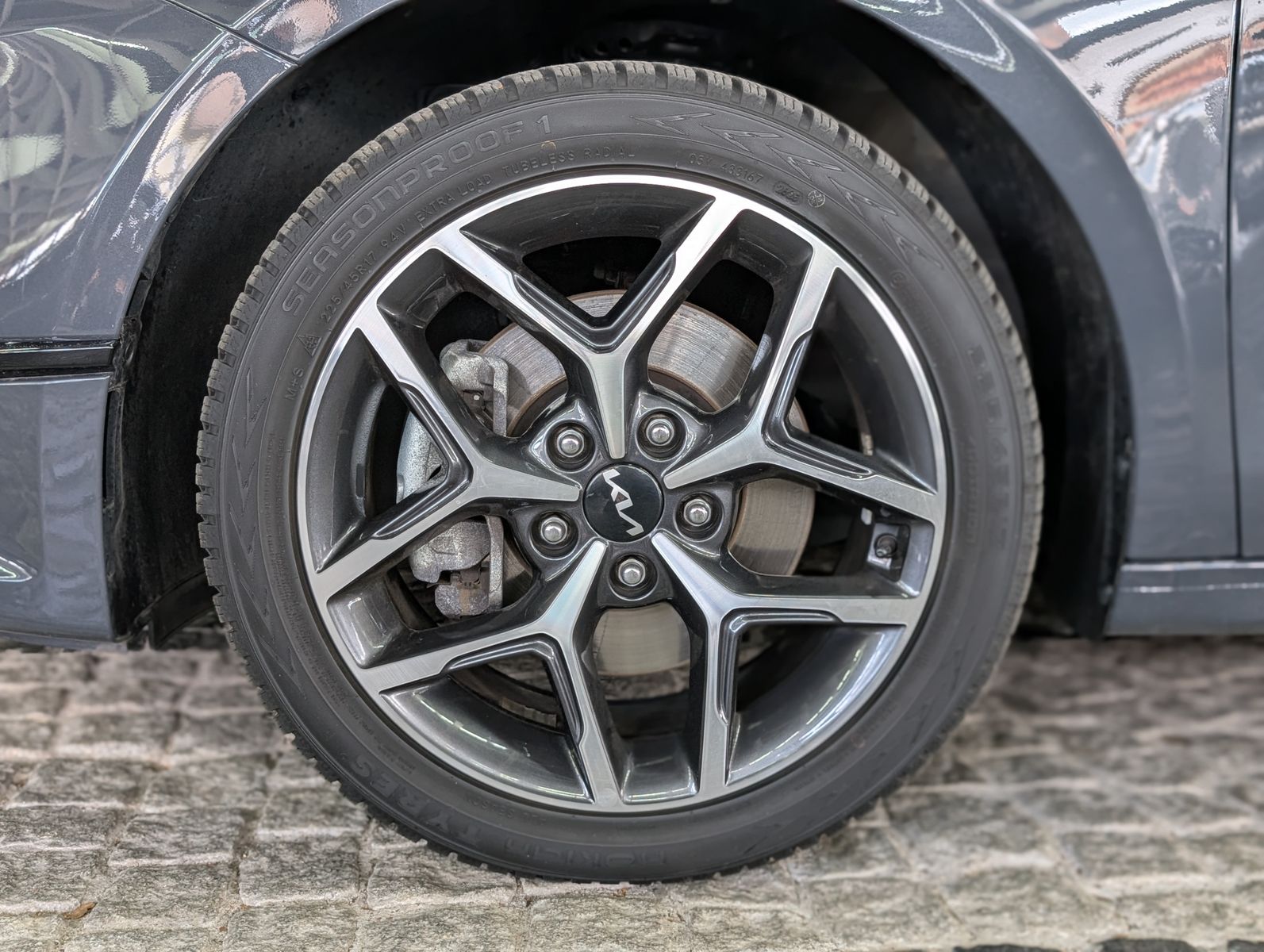 Fahrzeugabbildung Kia cee'd Sportswagon 1.5 Spirit SCC JBL KAM 7J Gar.