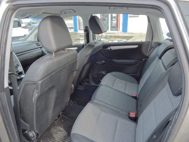 Fahrzeugabbildung Mercedes-Benz B 200/Klima/SitzH/PDC/Automatik/3.Hd/