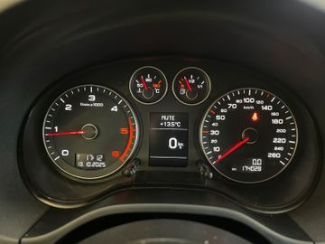 MYAUTOCENTER – Gebraucht- und Jahreswagen mit Werkstattservice in Pfaffenhofen Audi A3 2.0 TDI Ambition *2. Hand*Klima*Tempomat*TÜV*