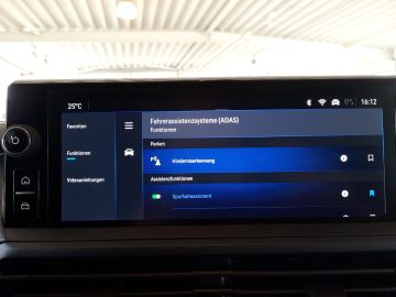 Bild 12 Opel Vivaro Electric 75 kWh LED Spurhalteass. Rückfah
