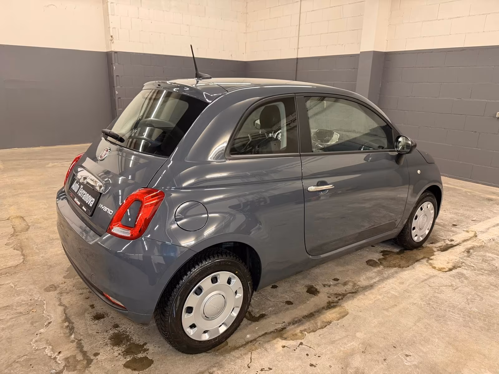 Fiat 500 1.0 Hybrid GRIGIO/TÜV/KLIMA