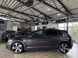Volkswagen Golf GTI Performance DSG*PANO*AHK*ACC*NAVI* - Gebrauchtwagen in Solingen