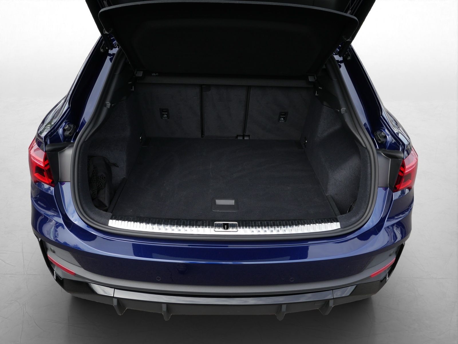 Audi Q3 - Bild 11