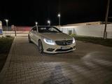 Mercedes-Benz CL 500  - Mercedes-Benz CL 500: Weiß