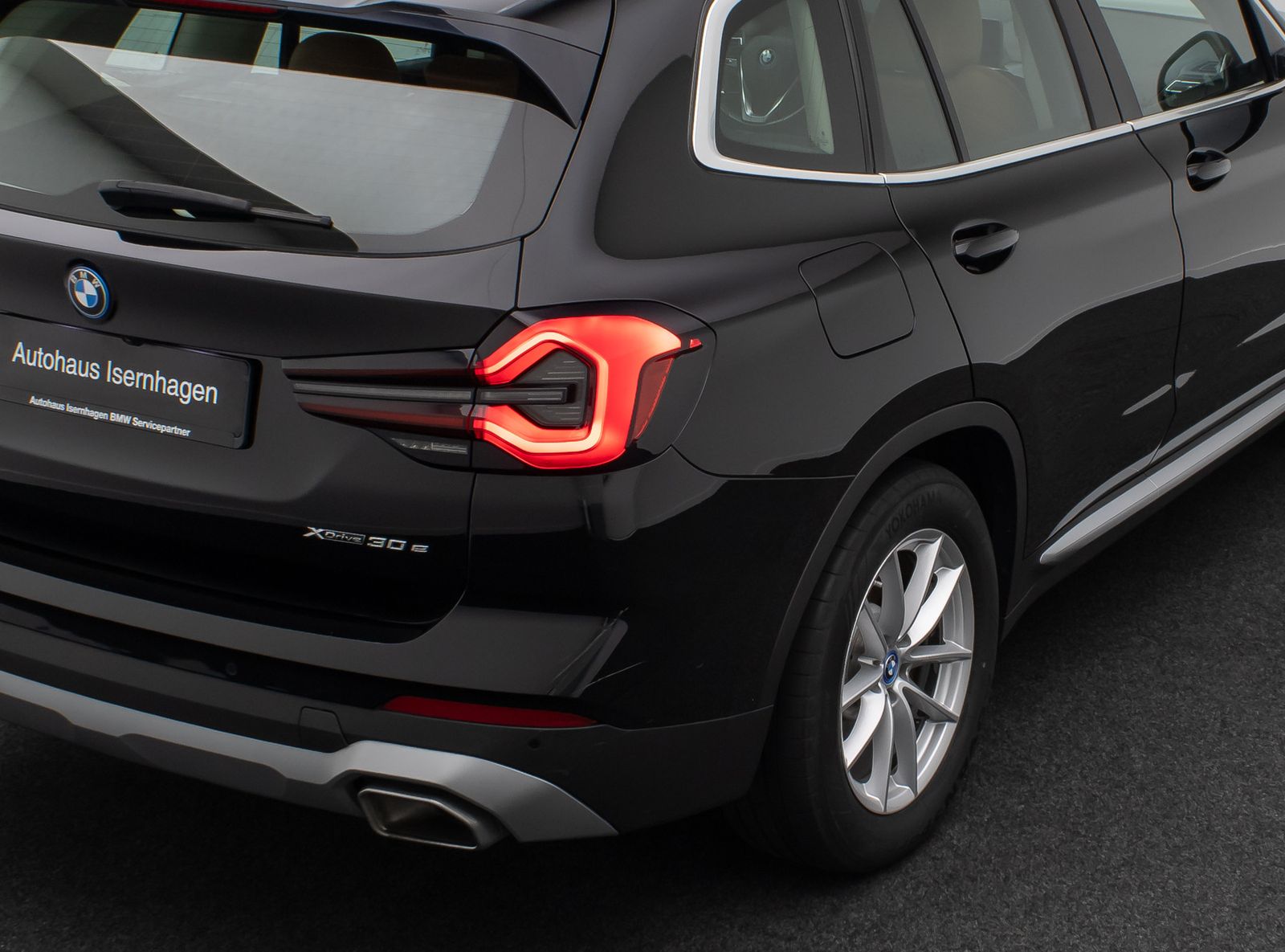 Fahrzeugabbildung BMW X3 xD30e Kamera DAB Sportsitz AHK Leder 18Zoll