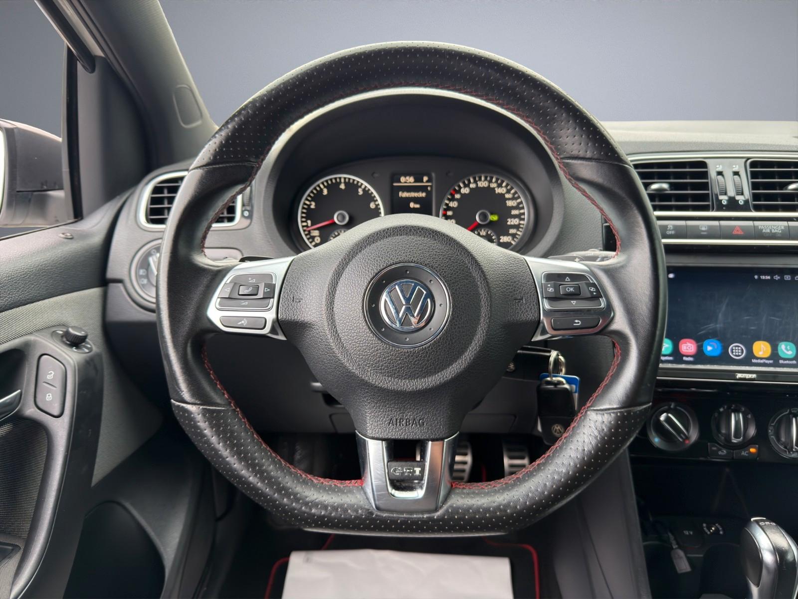 Volkswagen Polo V GTI DSG/17"/CarPlay/Sitzheizung/8Fach