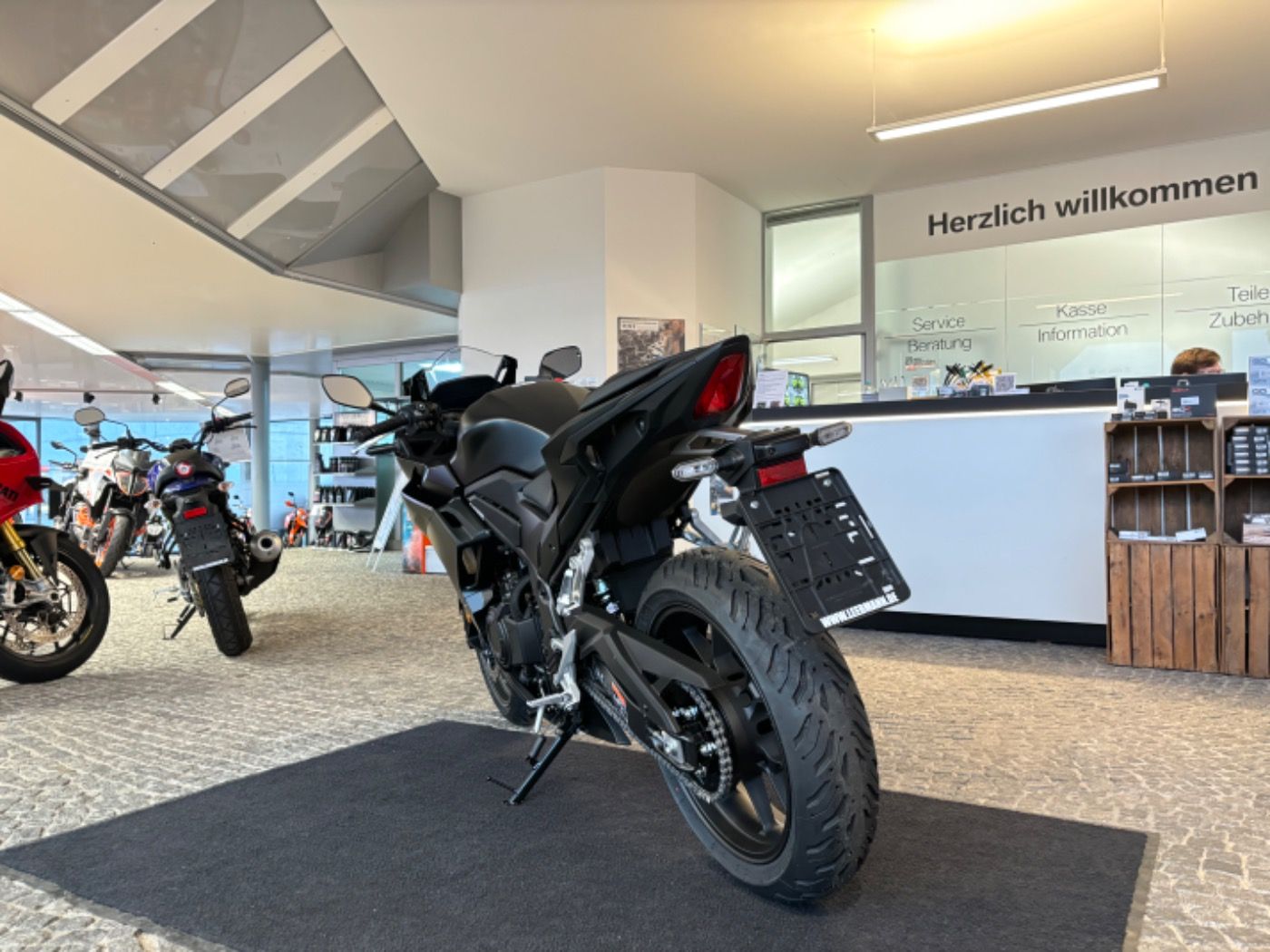 Fahrzeugabbildung Honda CBR 500 R sofort verfügbar