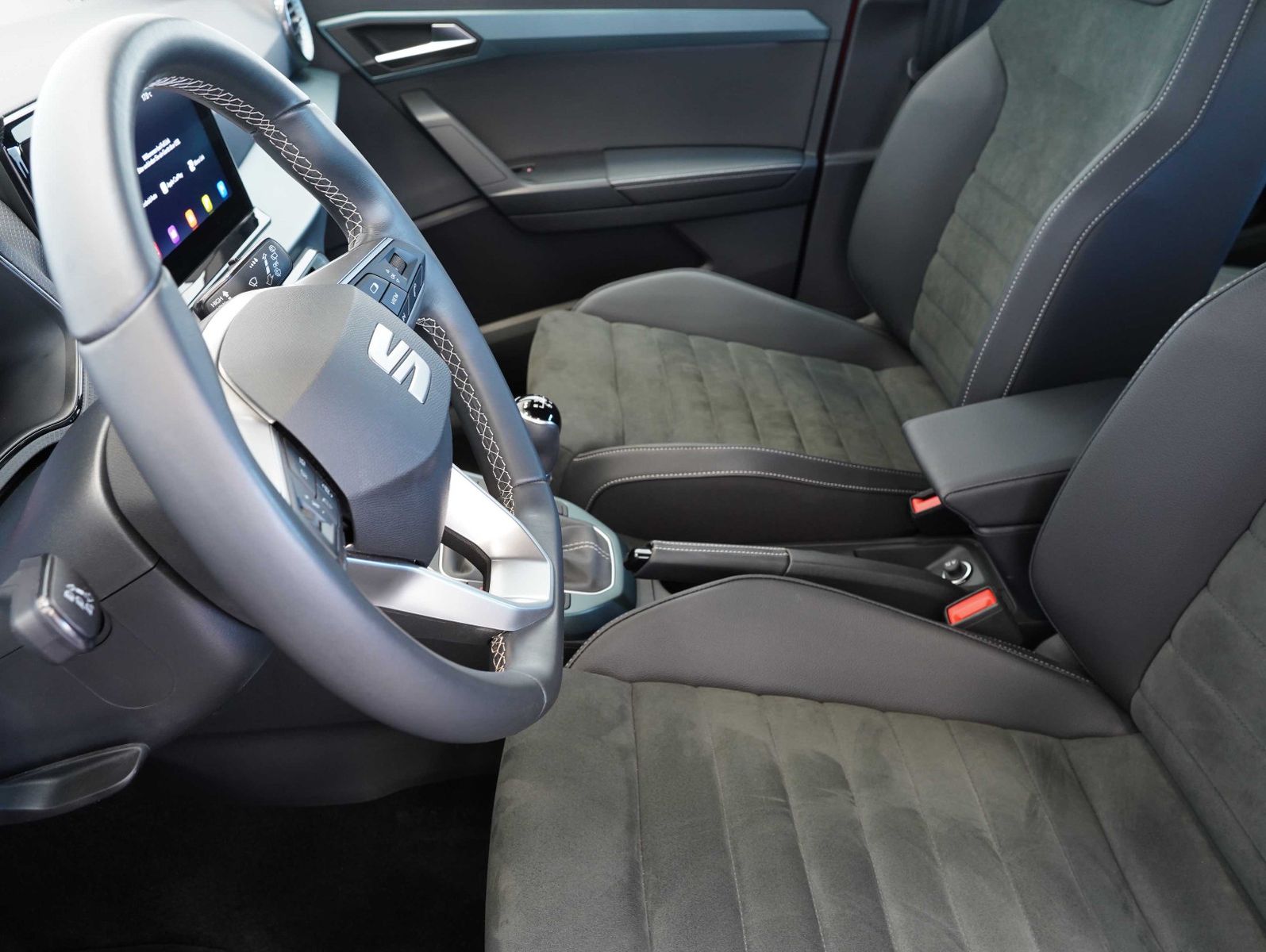 Fahrzeugabbildung SEAT Arona 1.0 TSI Xperience