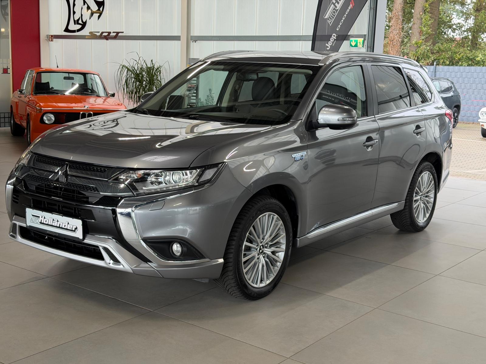 Mitsubishi 2.4 Plug-in Hybrid Outlander Diamant Spirit AHK