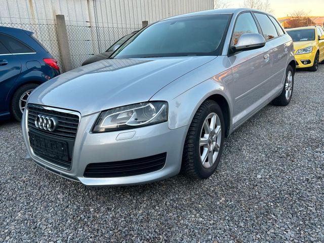 Audi A3 1.8 TFSI S tronic Ambiente. DSG DEFEKT!!