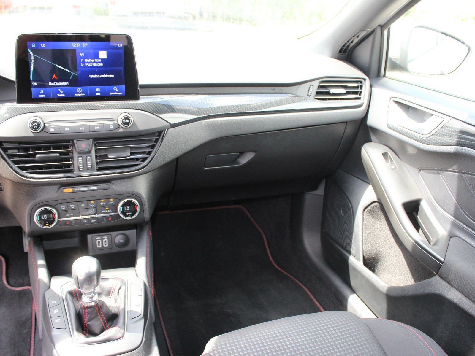Fahrzeugabbildung Ford Focus ST-Line X 1,0 EcoBoost Mild Hybrid