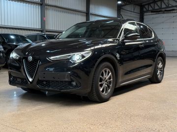 Alfa-Romeo Stelvio - 3