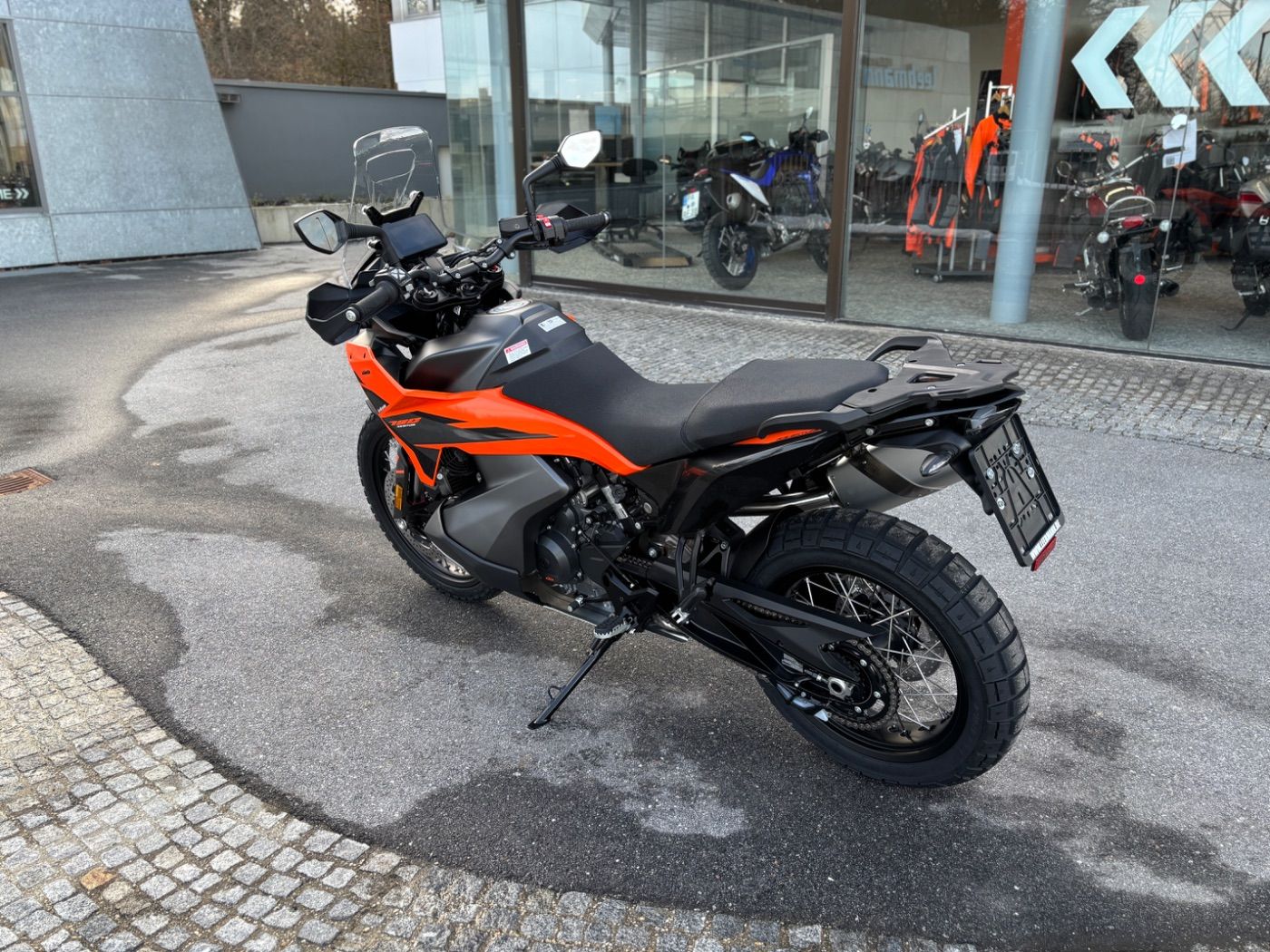 Fahrzeugabbildung KTM 790 Adventure 2026 Tech Pack inclusive beide Far