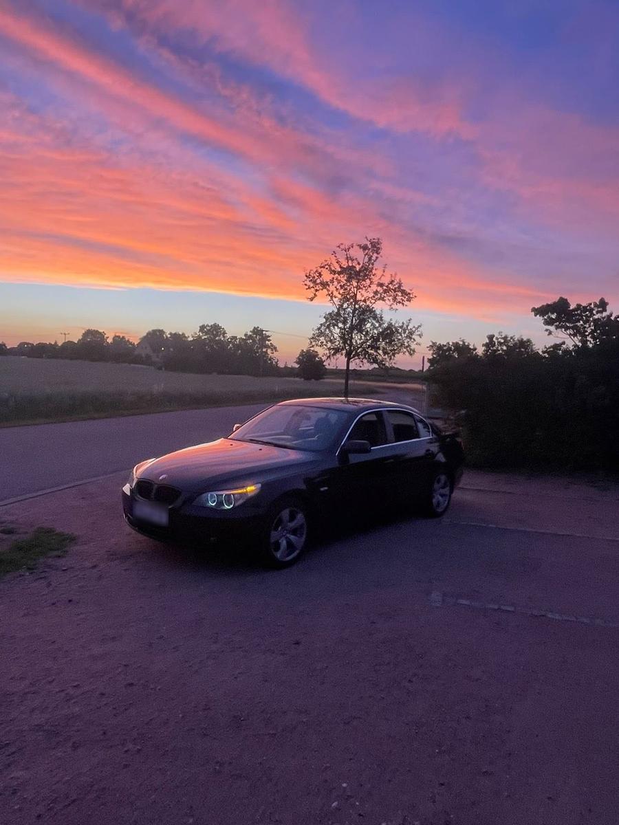 BMW 525
