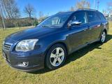 Toyota Avensis Kombi 2.2 D-CAT Executive - Toyota Avensis aus 2007 mit Diesel-Antrieb